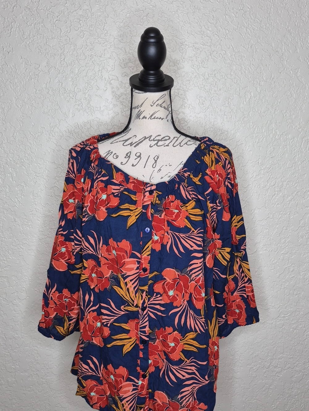 Tamsy‎ Multicolored Floral Top Size L